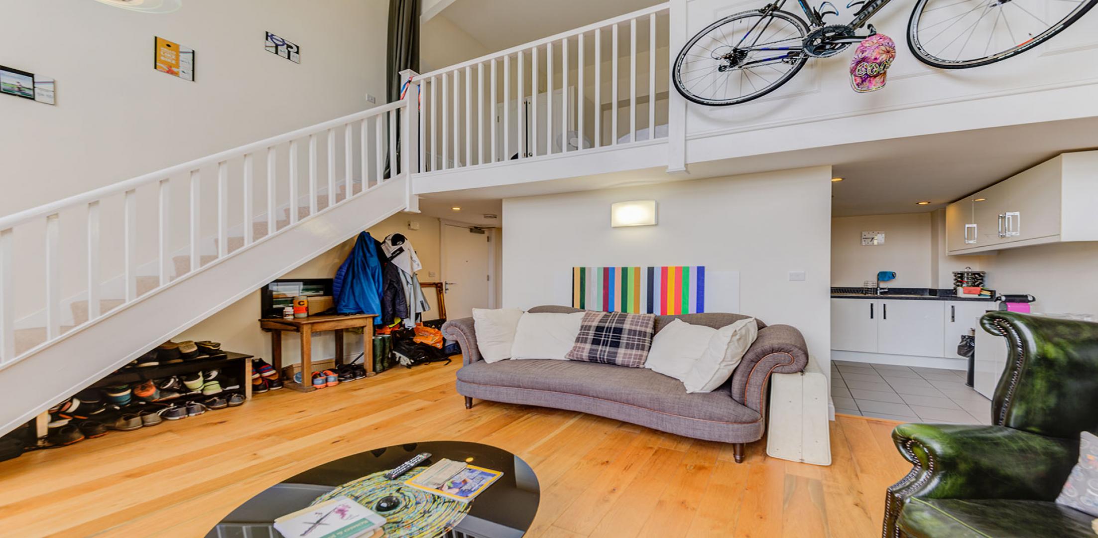 			Studio Apartment, 1 bath, 1 reception Flat			 Cooper Road, WILLESDEN GREEN/DOLLIS HILL